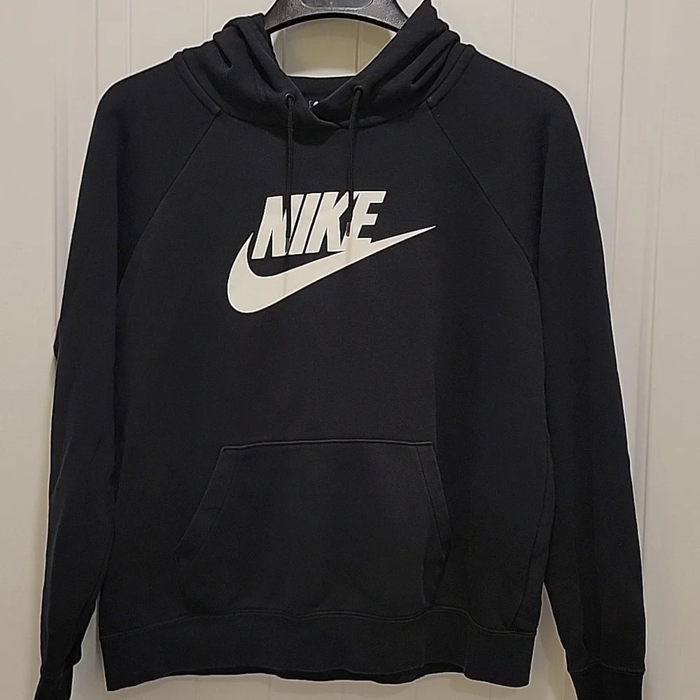 Nike Black Hoodie White Logo Size Medium - Picture 6 of 6
